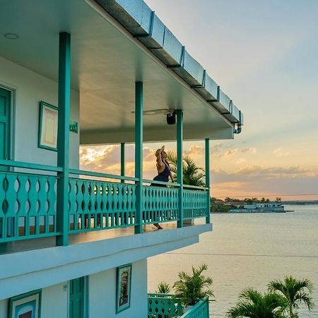 Hotel Casa Turquesa Flores Eksteriør billede