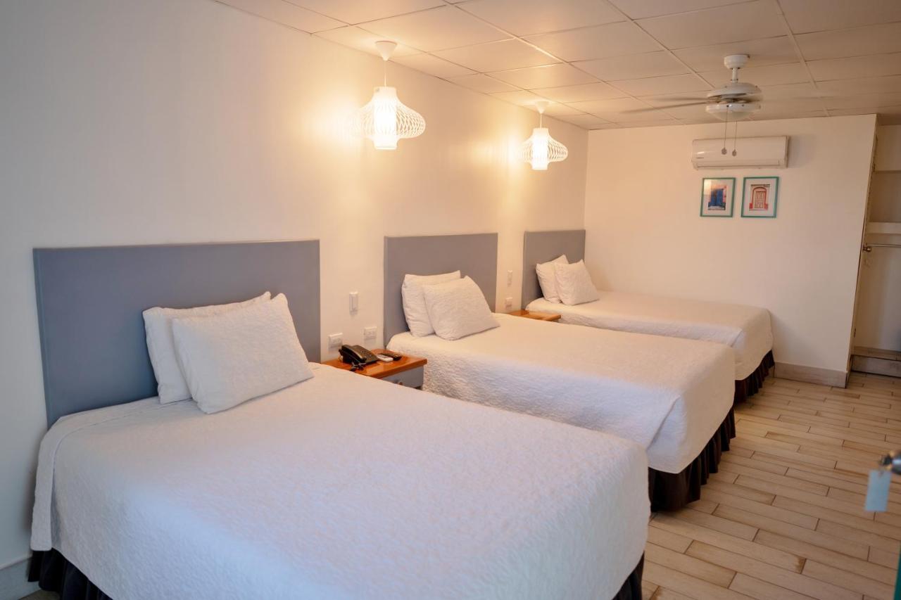 Hotel Casa Turquesa Flores Eksteriør billede