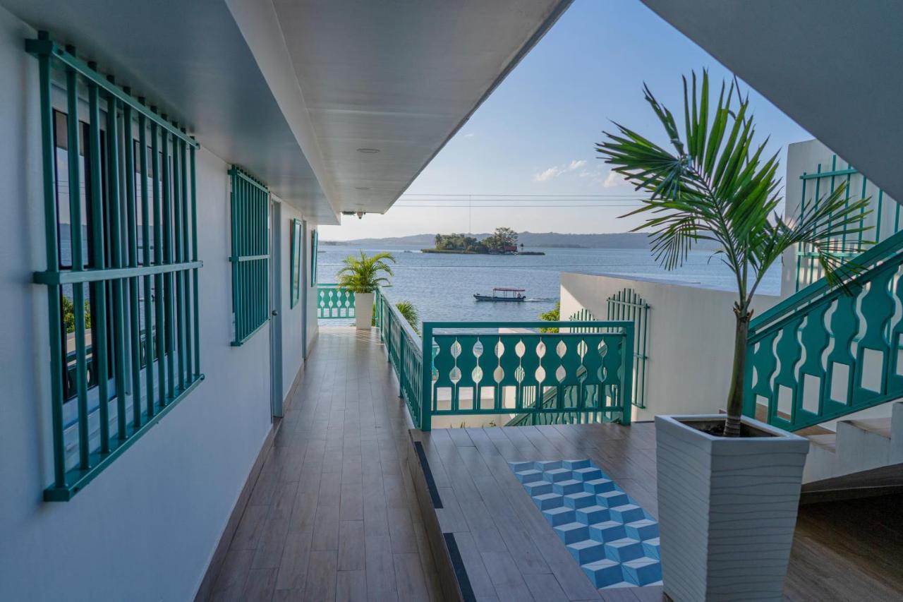 Hotel Casa Turquesa Flores Eksteriør billede