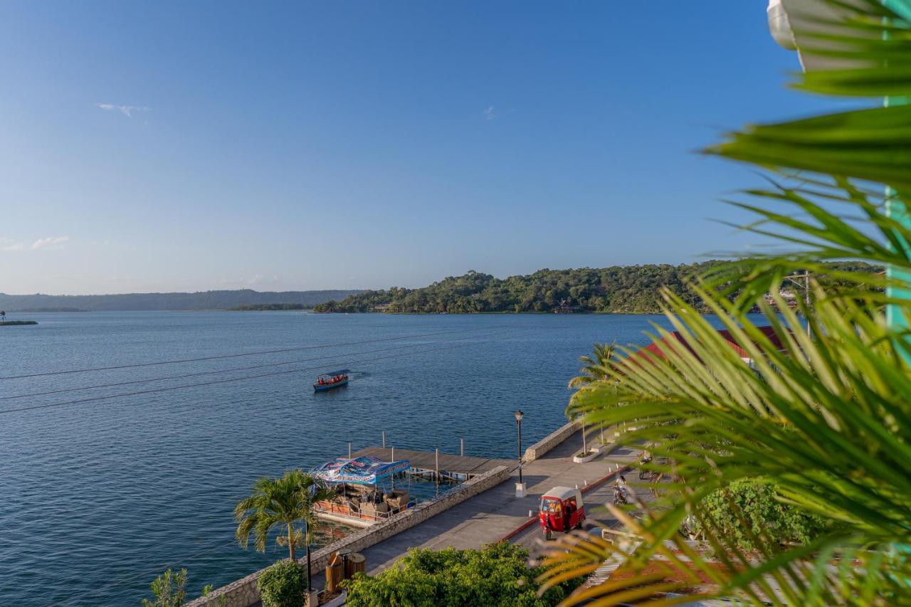 Hotel Casa Turquesa Flores Eksteriør billede